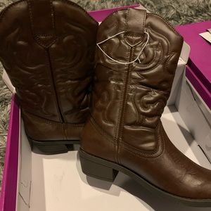 NIB Rampage, Valiant Cognac-Brown cowboy boot